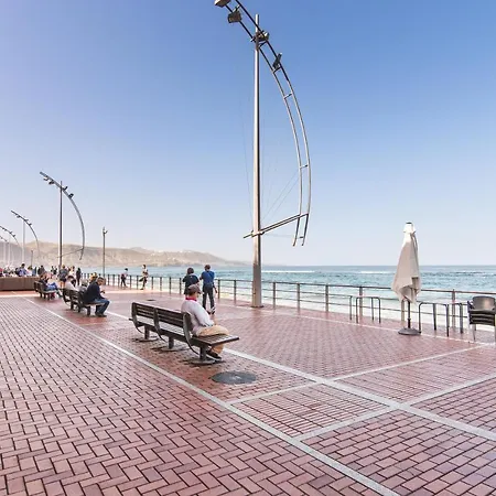 Home2book Sea Views Design Triana Center